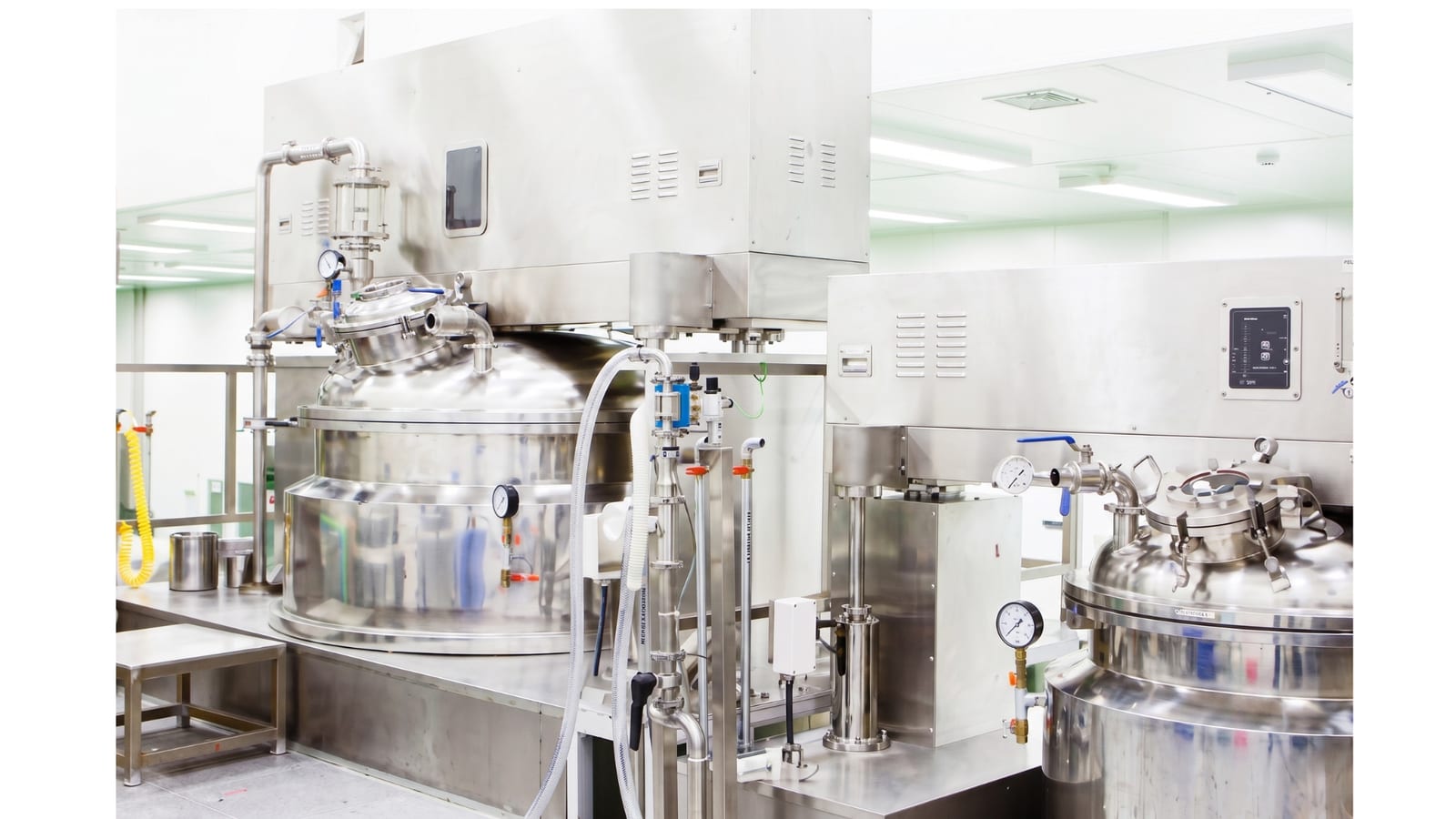 Cleanroom emulsifying facility